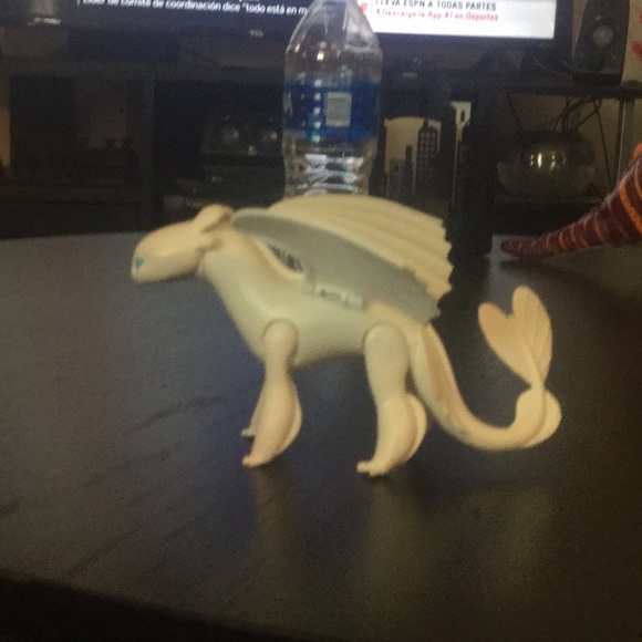 How to train your dragon 3: light fury dragon toy - Picture 3 of 4